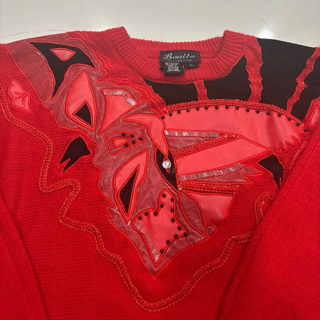 Red Sweater with Abstract Design Size L - Image 5