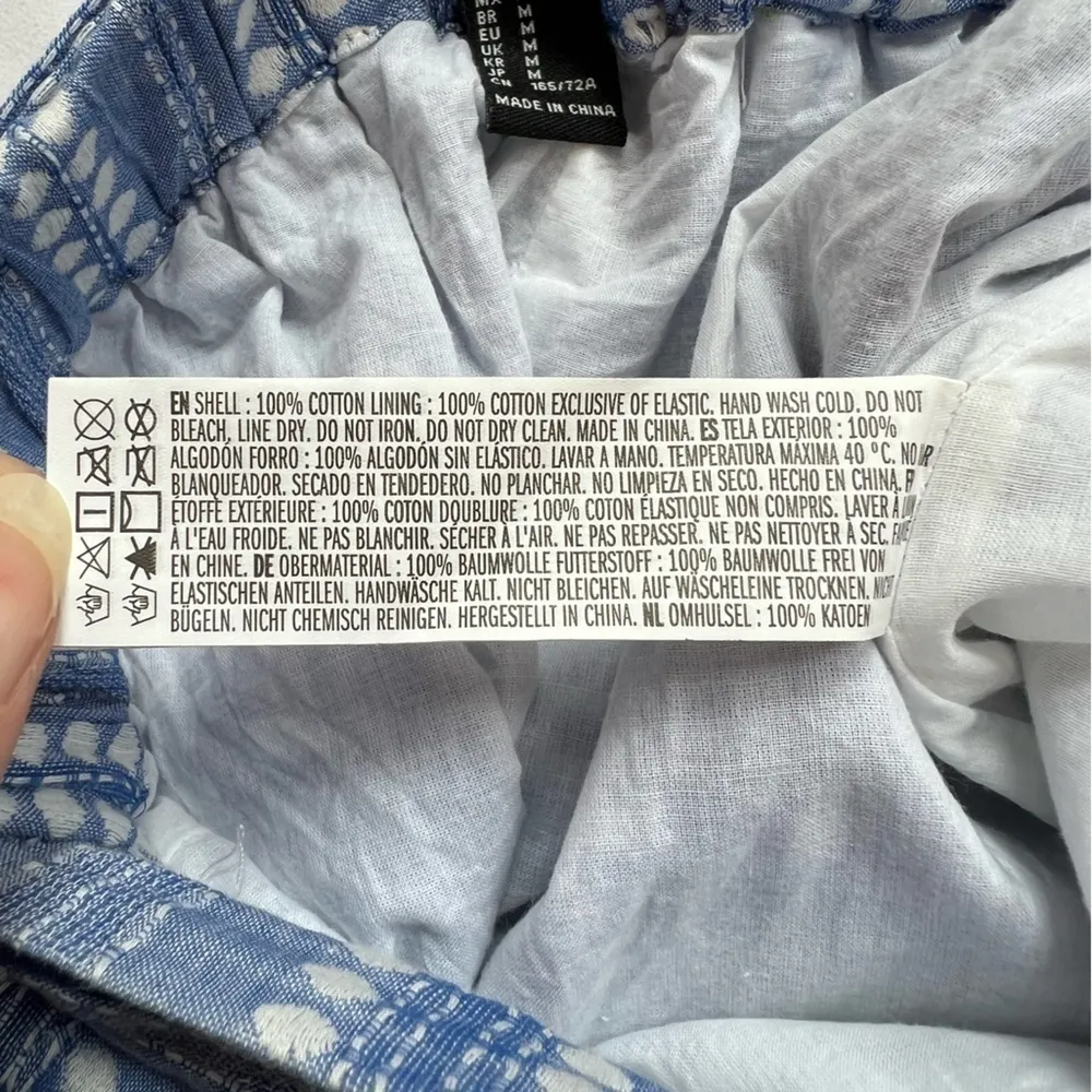 Forever 21 Blue‎ & White Embroidered Polka Dot Belted Pull On Shorts - Image 4