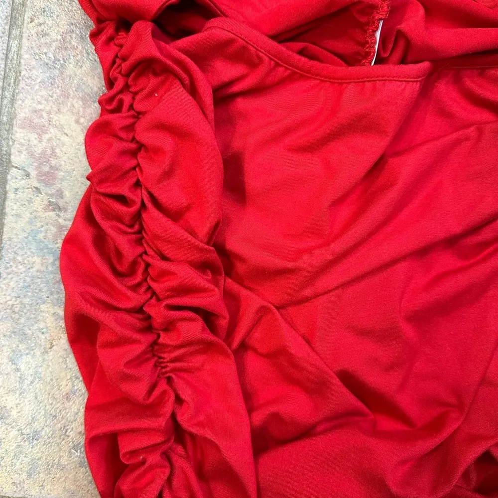 red body on cut out backless spaghetti strap mini dress - Image 7