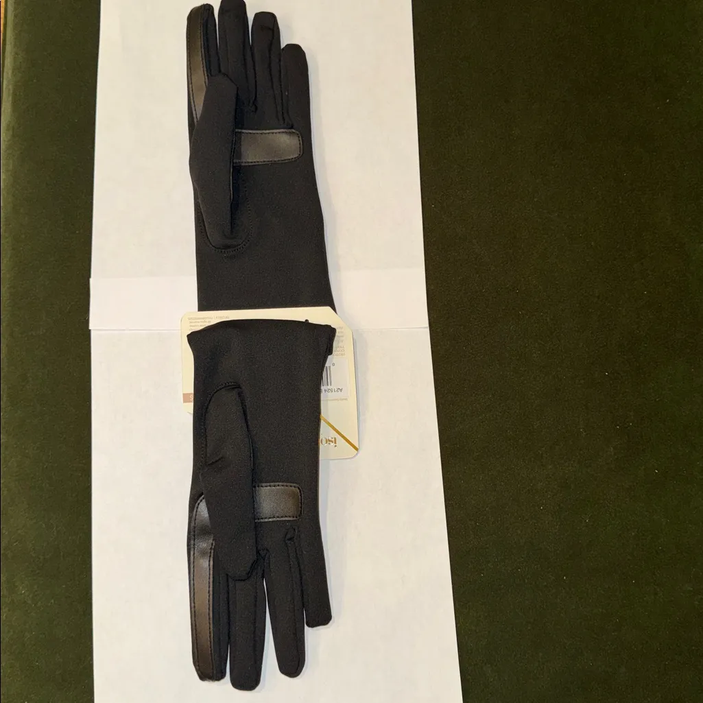 Isotoner SmartDri Black Gloves. Lined. Stretch to fit.  One Size. - Image 3