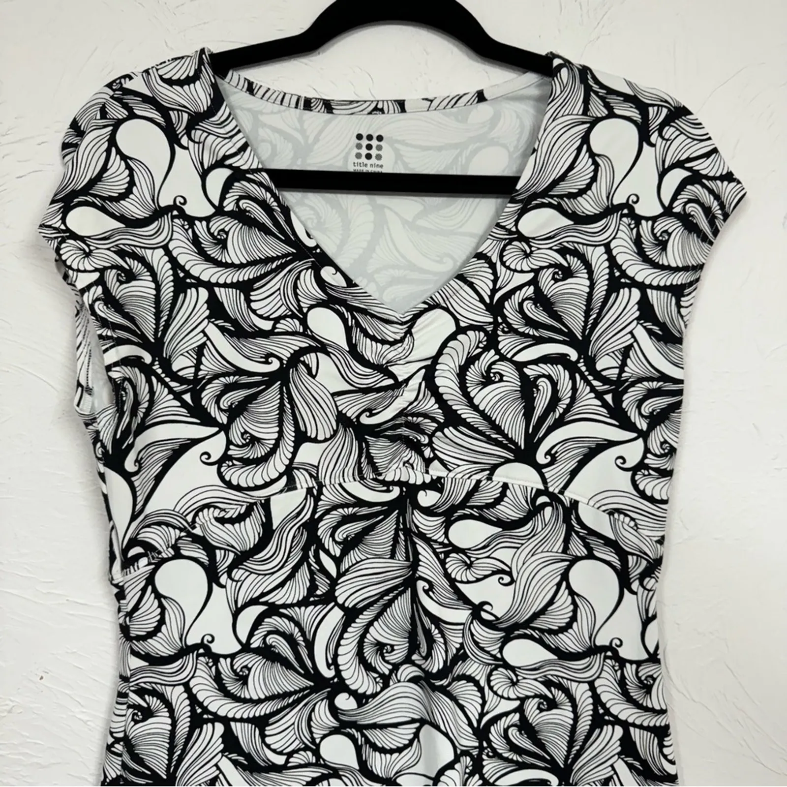 Title Nine Black White Floral Athletic Dress Women’s S Gorpcore Mini Casual - Image 10