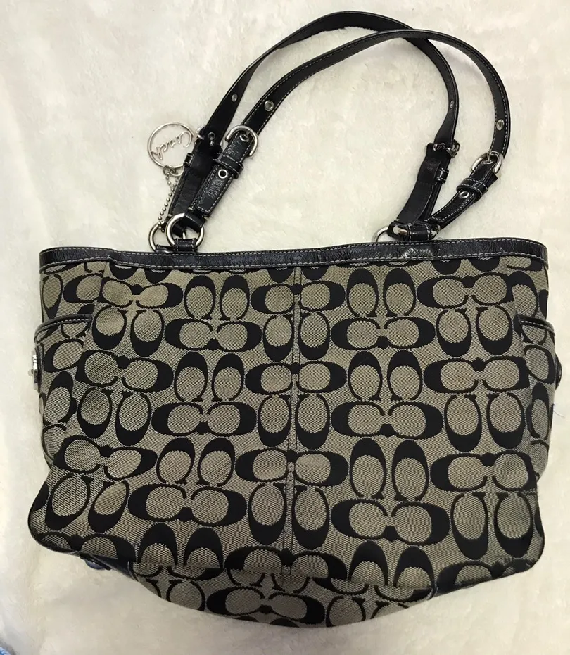 Classic  Bag - Image 2