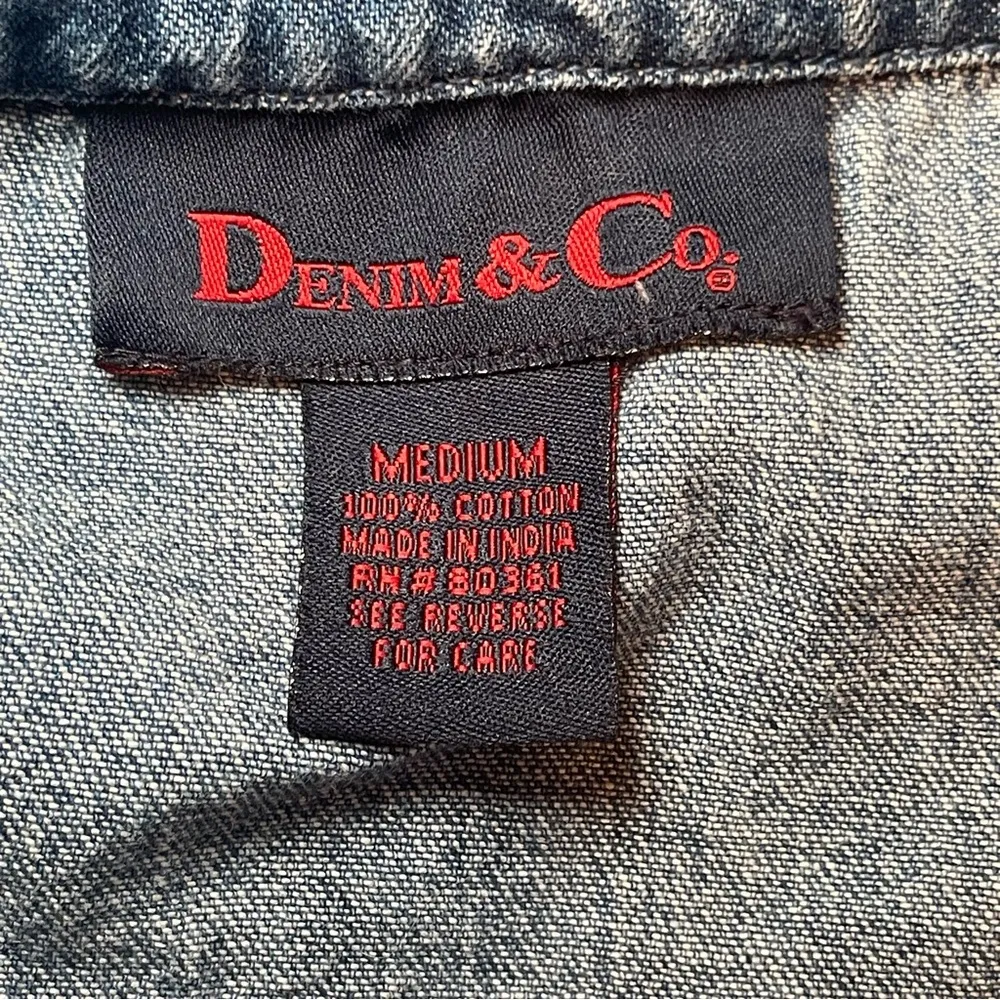 Denim & Co Womens Denim Jean Jacket Blue 100% Cotton USA Flag Embroidery Medium - Image 6