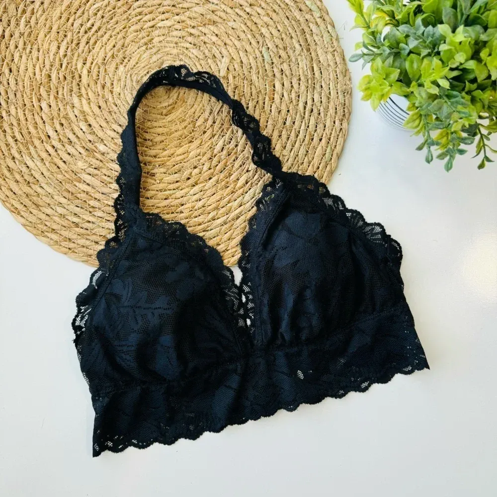 AERIE Black Halterneck Lace Bralette Size‎ Medium - Image 2