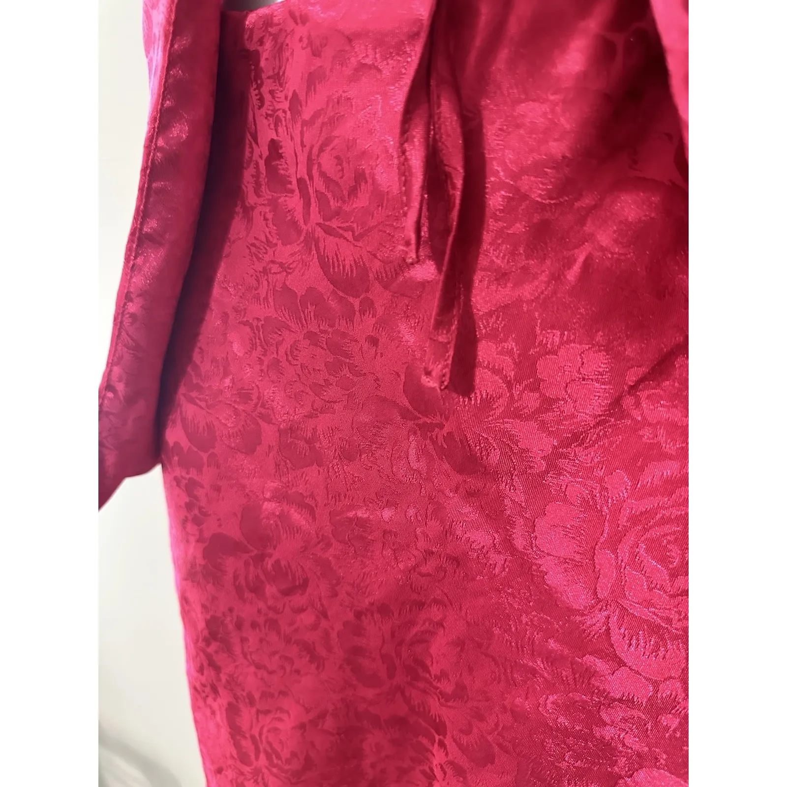 12th Tribe Fuchsia Floral Jacquard Tie-Front Blouse & Mini Skirt Set Size XS & S - Image 3