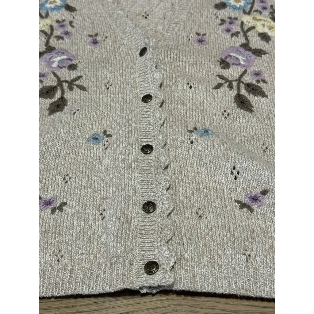 Jantzen Classics Cardigan Sweater Hand Embroidered‎ Women Size Medium Floral VTG - Image 11
