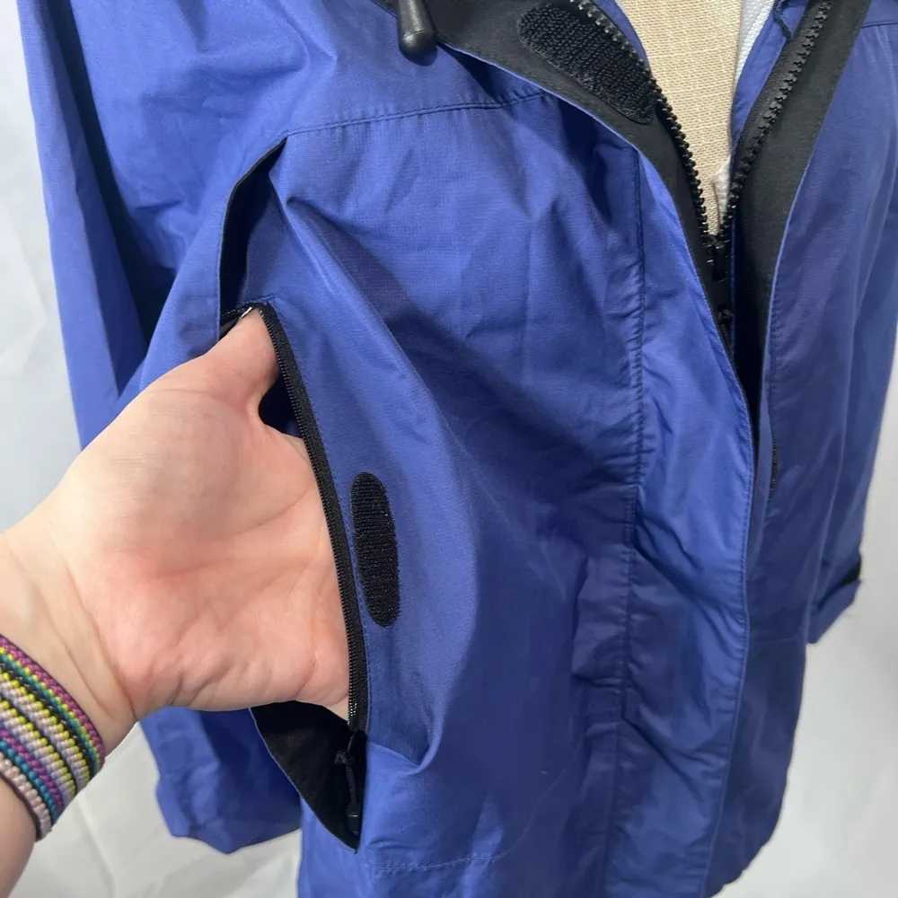 L.L.Bean  navy blue wind breaker jacket - Image 10