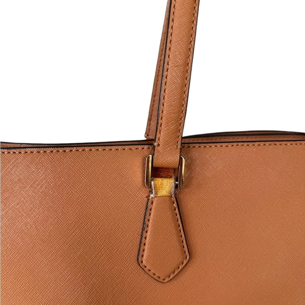 Tory Burch Robinson Leather Tote in Cardamom - Image 3