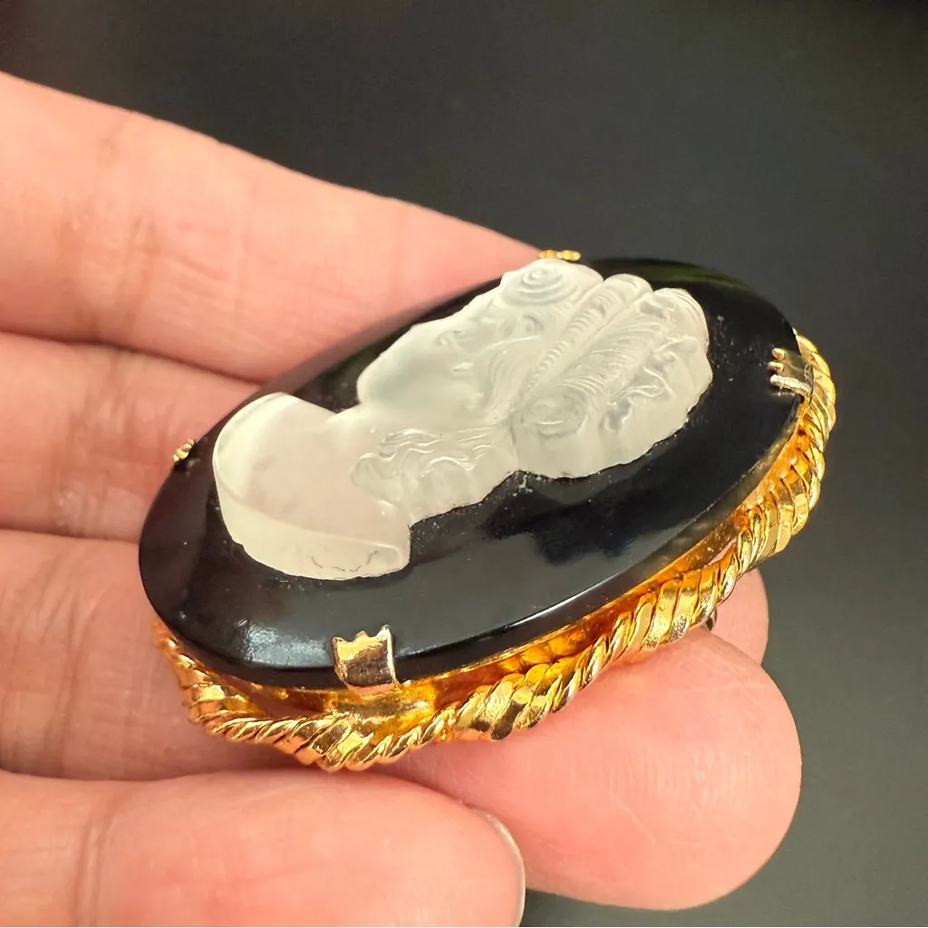 Vintage Unsigned White Lucite Black Satin Glass Gold - Image 9