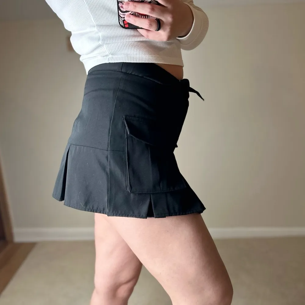 SHEIN Black Skorts Pleated Cargo Skort - Image 2