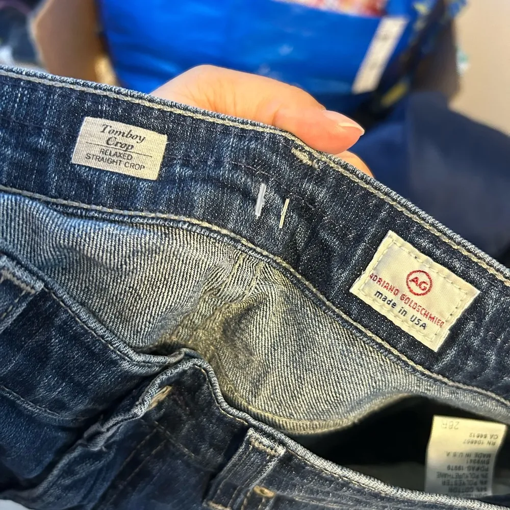 AG Adriano Goldschmied Tomboy Crop Jeans - Image 4