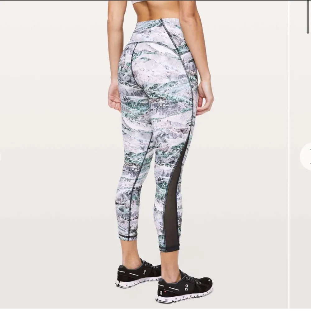 Train Times Pant 25” size 6 in springtime multi/obsidian - Image 2