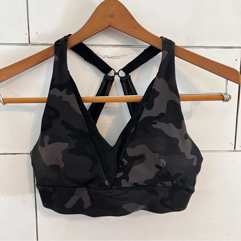 Zyia Forest Camo Mesh Adjustable Sports Bra. Size XSmall. EUC. - Image 3