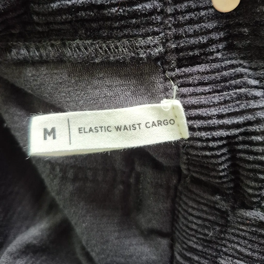 PacSun Black Corduroy Cargo Pants with Elastic Waist. Medium - Image 8