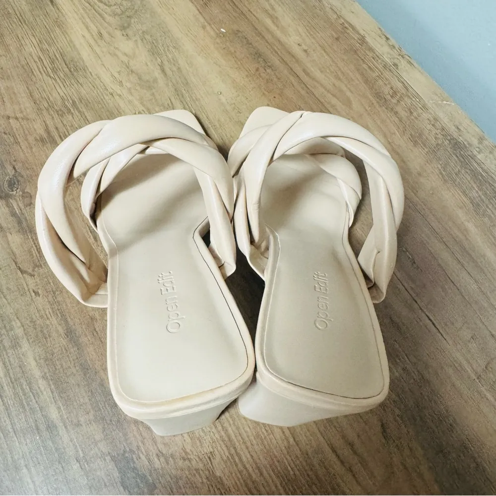 Open Edit Women's Remmy Twist Square Toe Heeled Sandals Beige Size 7 NWB - Image 4