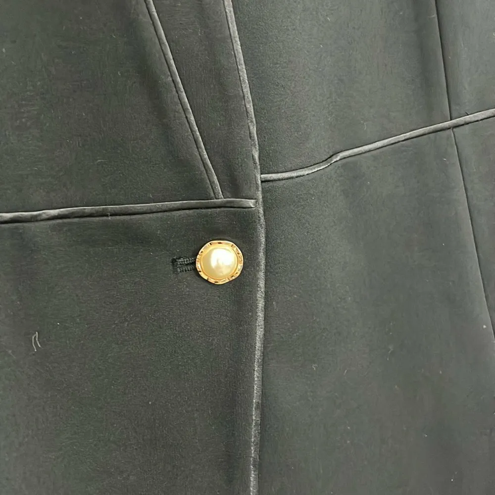 Chico's Size 0 (Small) Black Embroidered Floral Button Ponte Jacket w/Pockets - Image 11