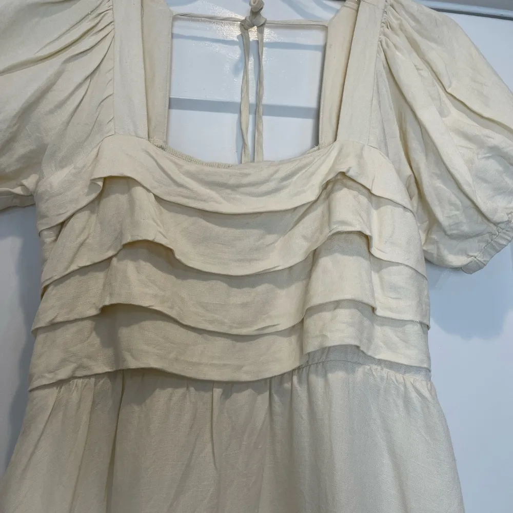 Cream colored Puff Sleeve Dress - Image 5