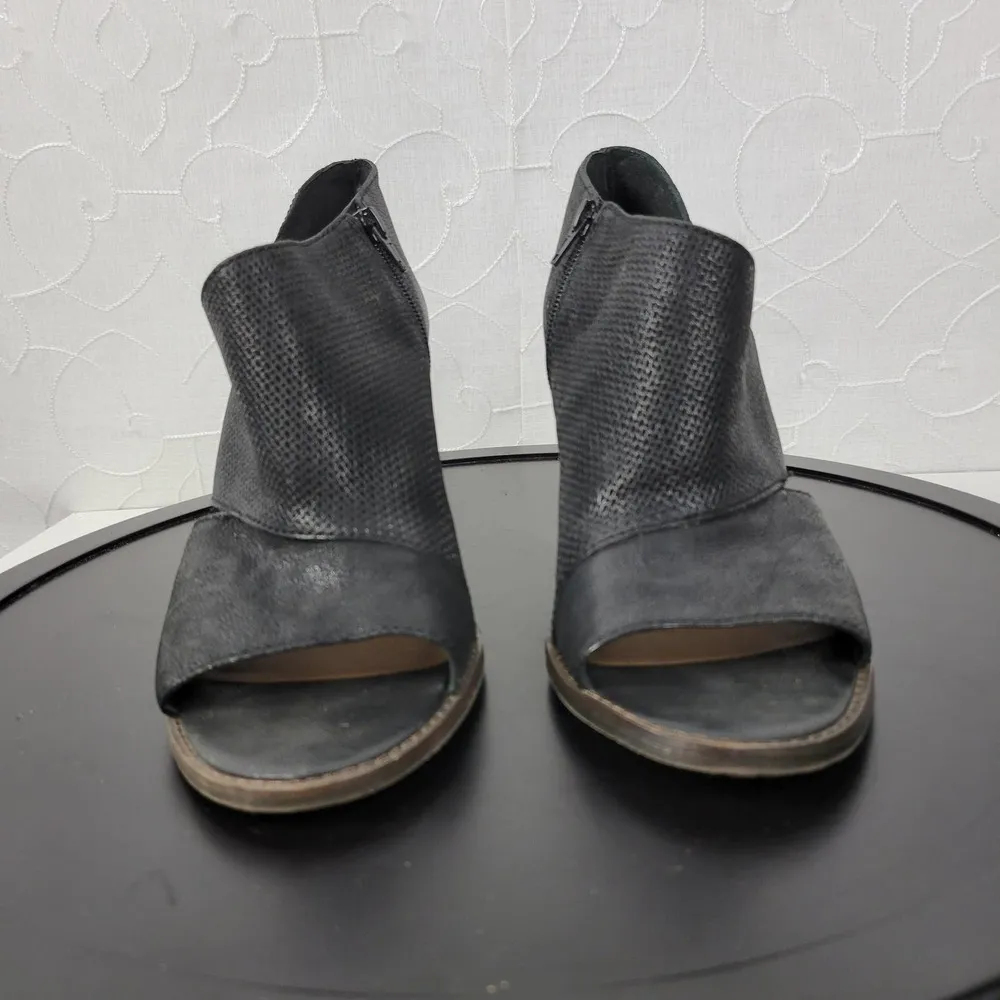 Lucky Brand Jedrek Womens Wedge Size 11 Black Leather Open Toe Slip On Pump Heel - Image 10