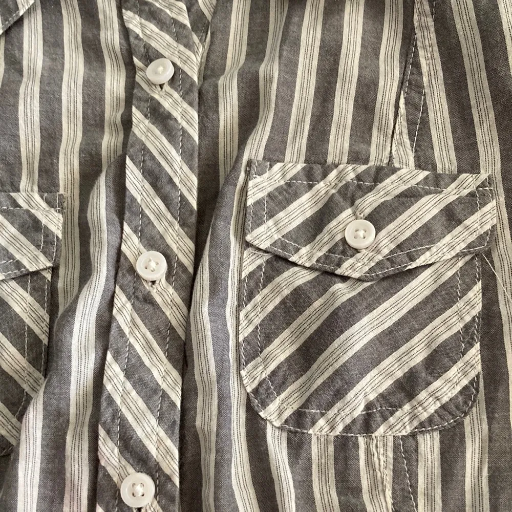 SO Striped Button Down Shirt 100% Cotton Work Top Oxford Fitted Size Small EUC - Image 4