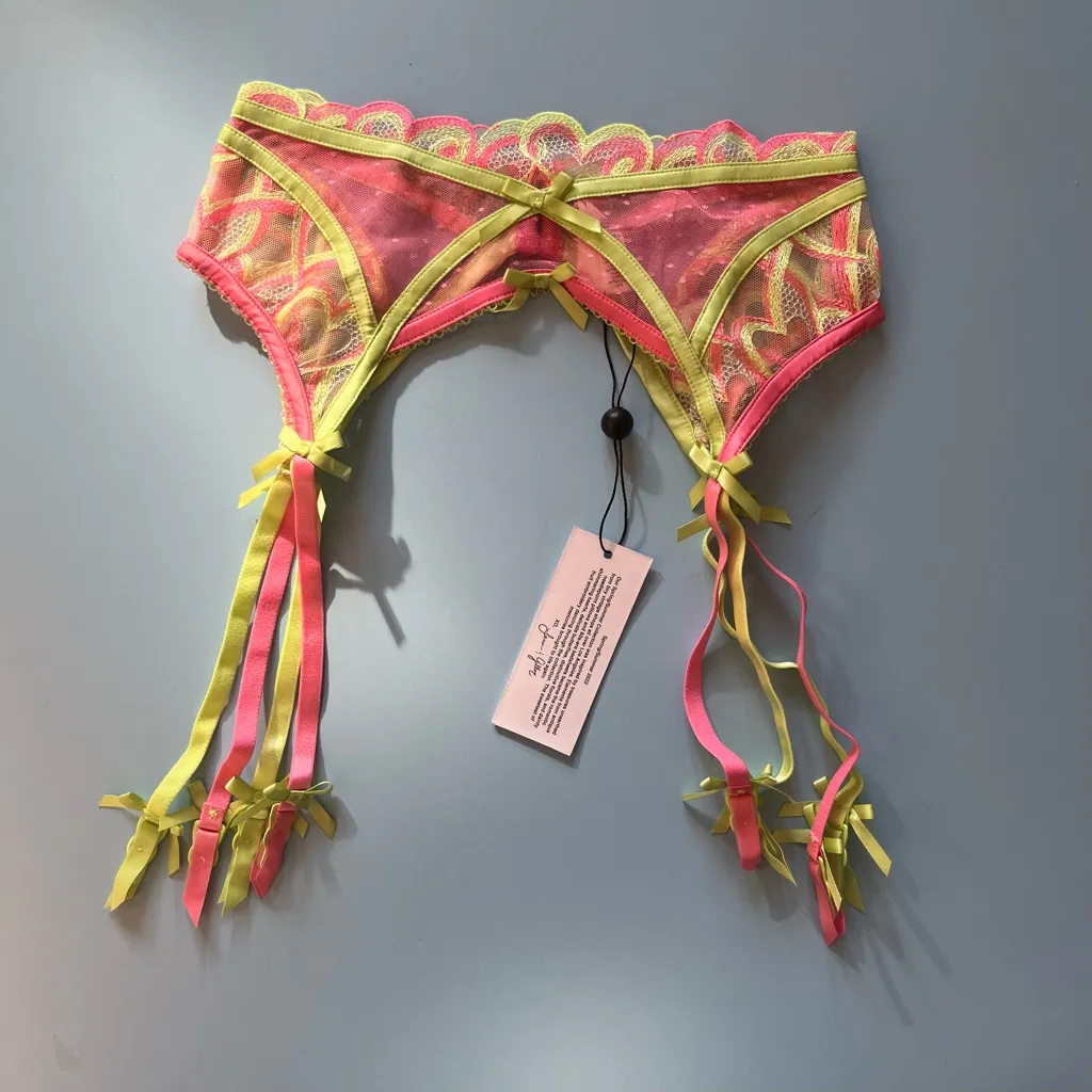 NWT For Love & Lemons x Victoria’s Secret Garter Belt Size‎ XS - Image 2