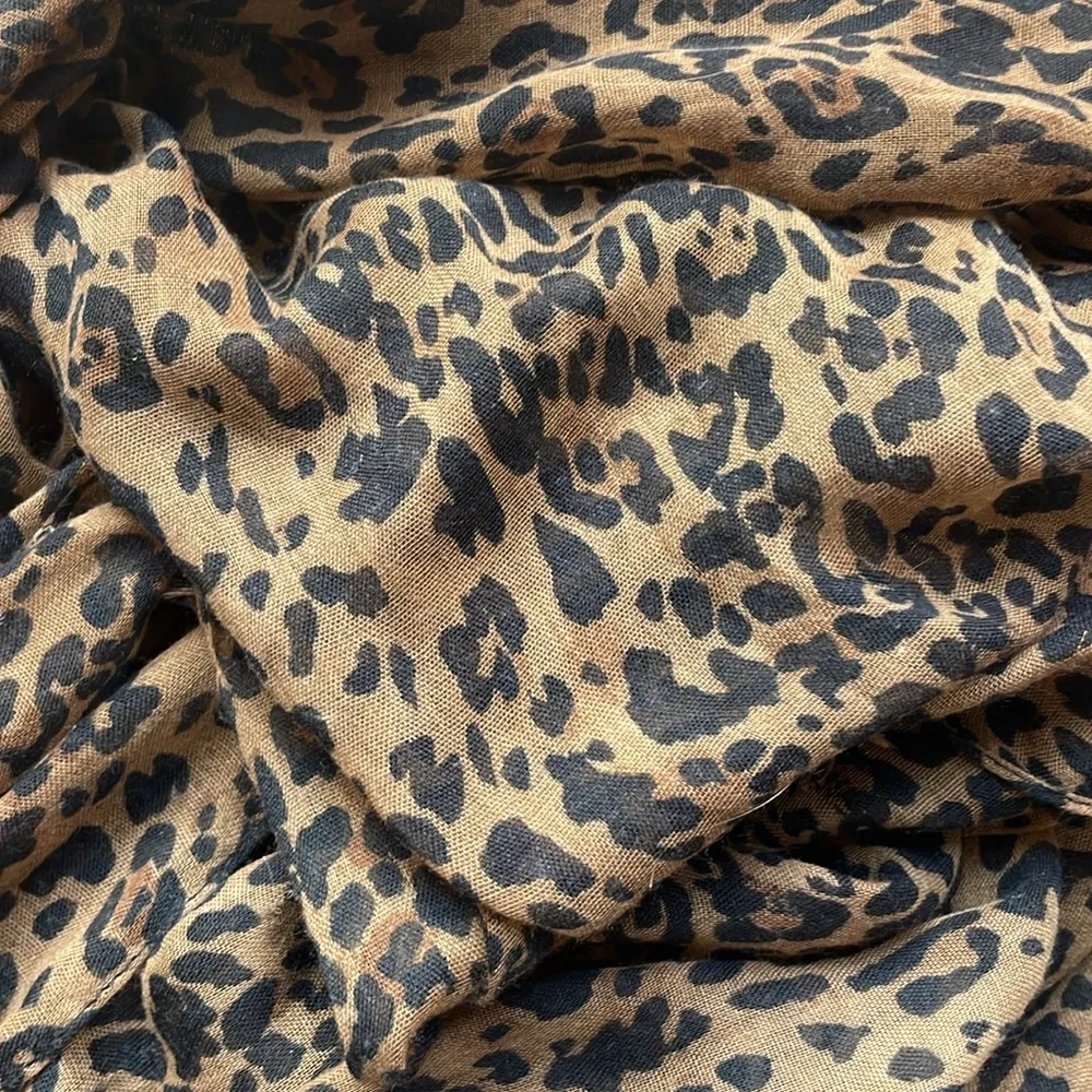 Cheetah Print Scarf - Image 4