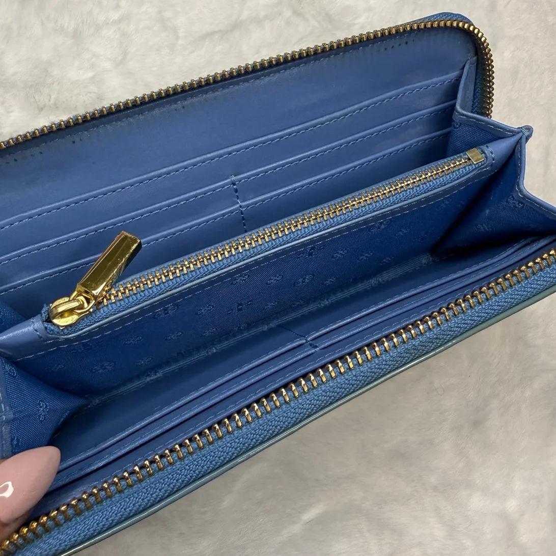 TORY BURCH Blue Patent Leather Zip Around Wallet - Image 7