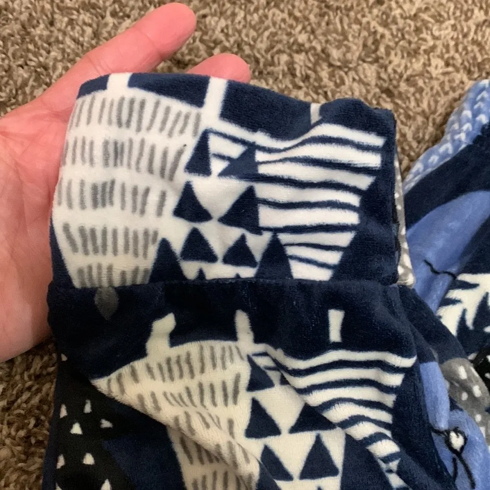 Disney Eeyore winnie the pooh christmas pajama set woman large size 12-14 - Image 2