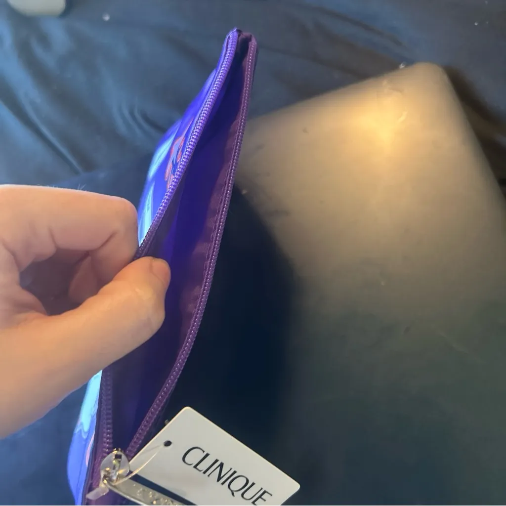 Clinique purple zippered cosmetic pouch - Image 2