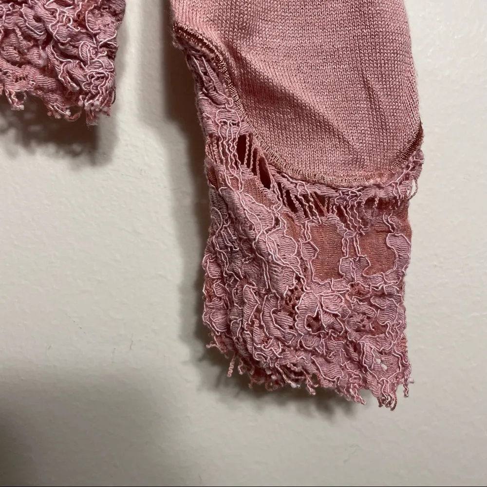 Divided light rose lace pink women’s long sleeved blouse shirt warm lightweight - Image 3