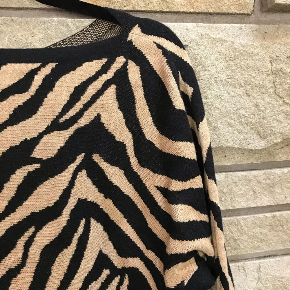 CAbi # 3884 Dani Pullover Sweater Tan Black Zebra Dazzle Stripe Medium Mob Wife - Image 6