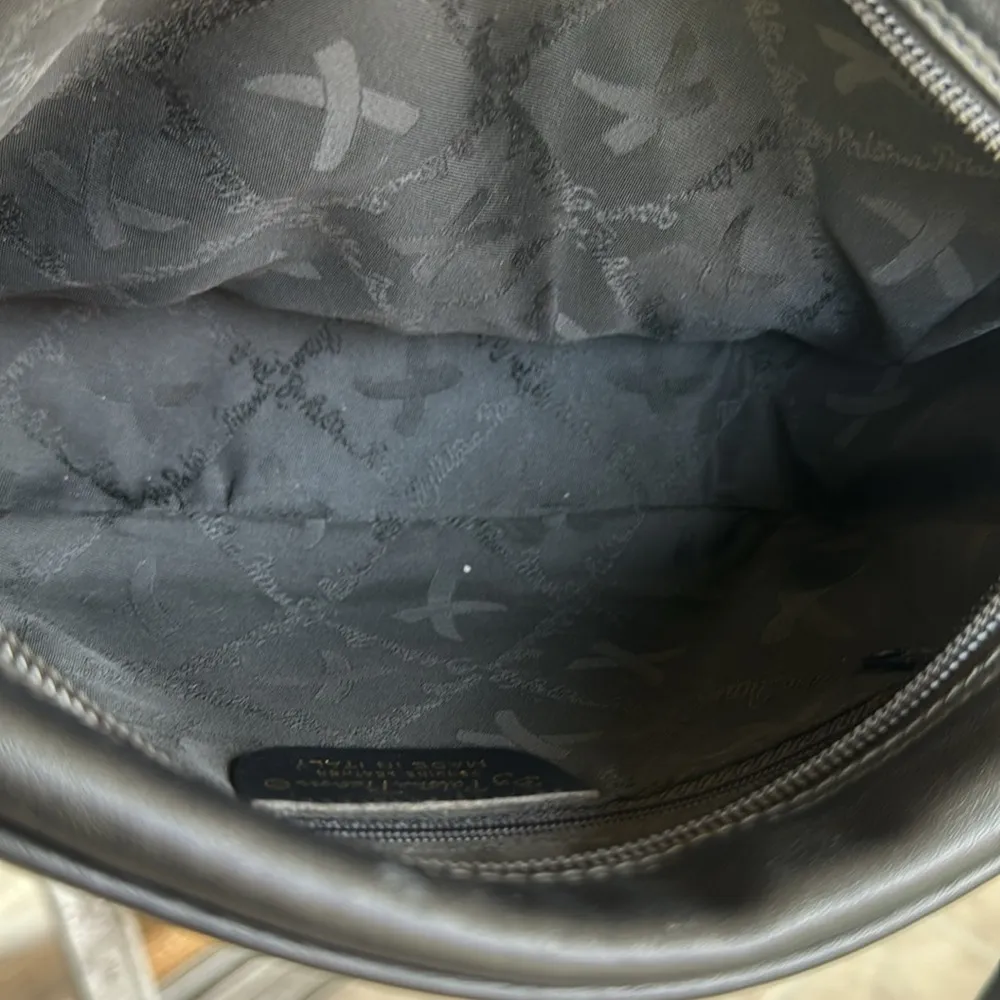 ❤️‍🔥Beautiful Paloma Picasso leather bag, shoulder and cross body. ❤️‍🔥❤️‍🔥 - Image 7