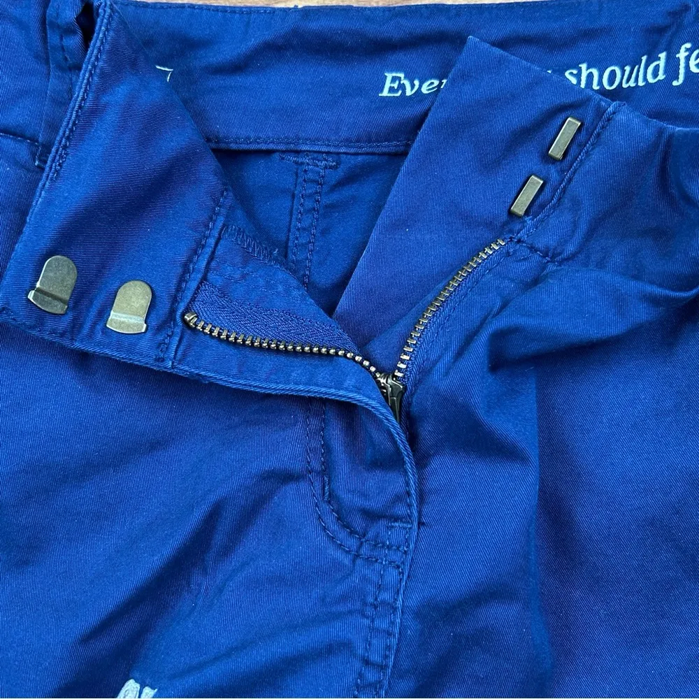 Vineyard Vines Embroidered Whale Shorts Navy Blue with Pink Whale - Image 2