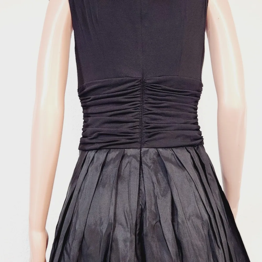 La Nouvelle Renaissance Fit and Flare Vintage Styles Dress Size 6 - Image 10