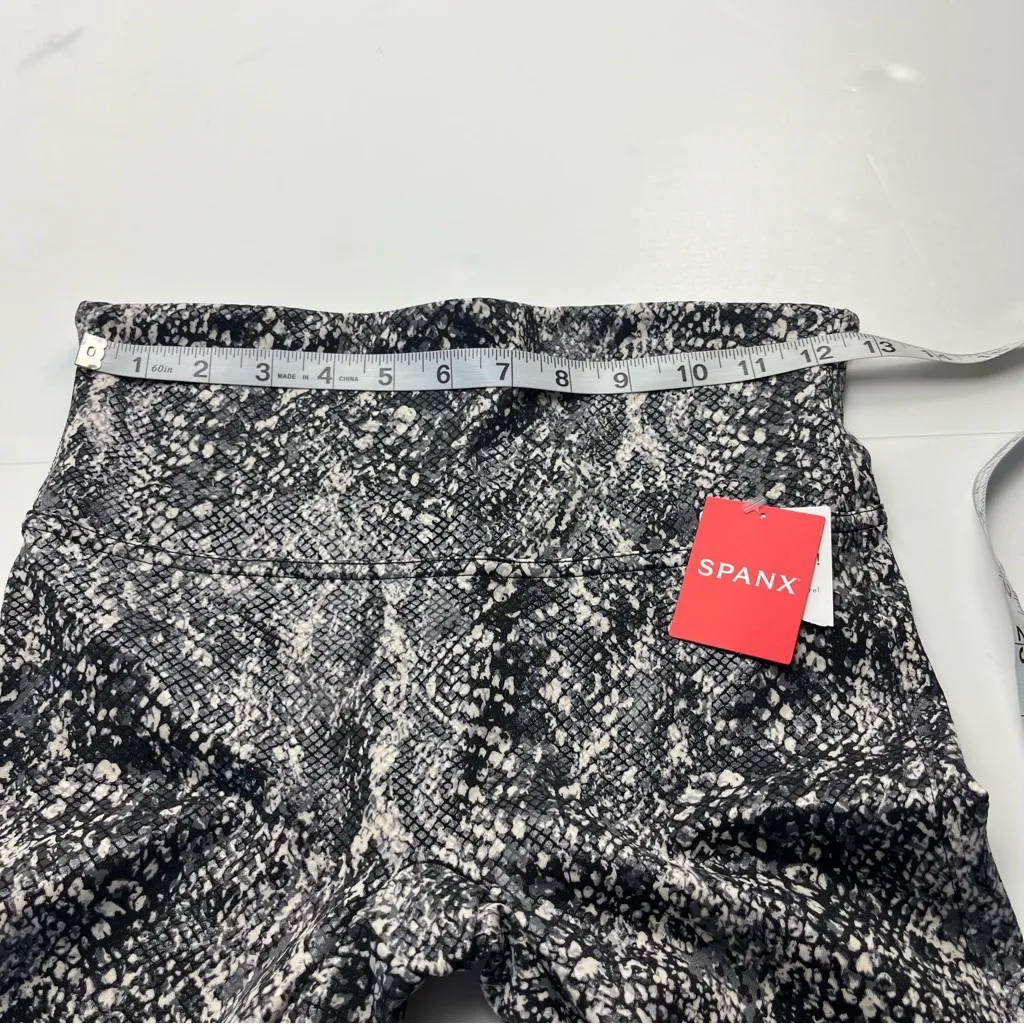 SPANX Faux Leather Snake Shine Leggings Womens Size Medium Grey Gray Stretch NEW - Image 9