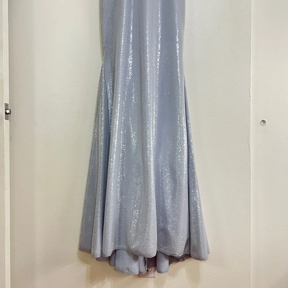 Mac Duggal Ieena 26414 Sequin Plunge Neck Trumpet Gown - Image 8