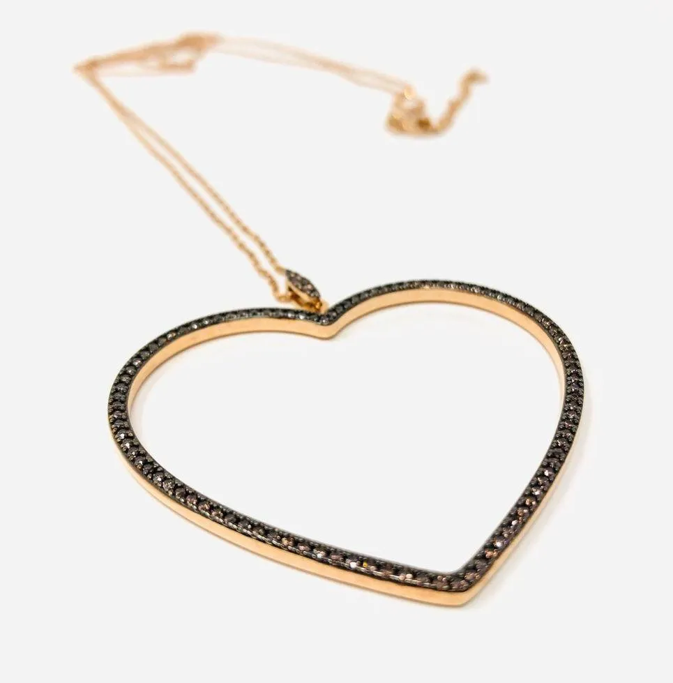Rose gold  crystal heart 💖 necklace - Image 10