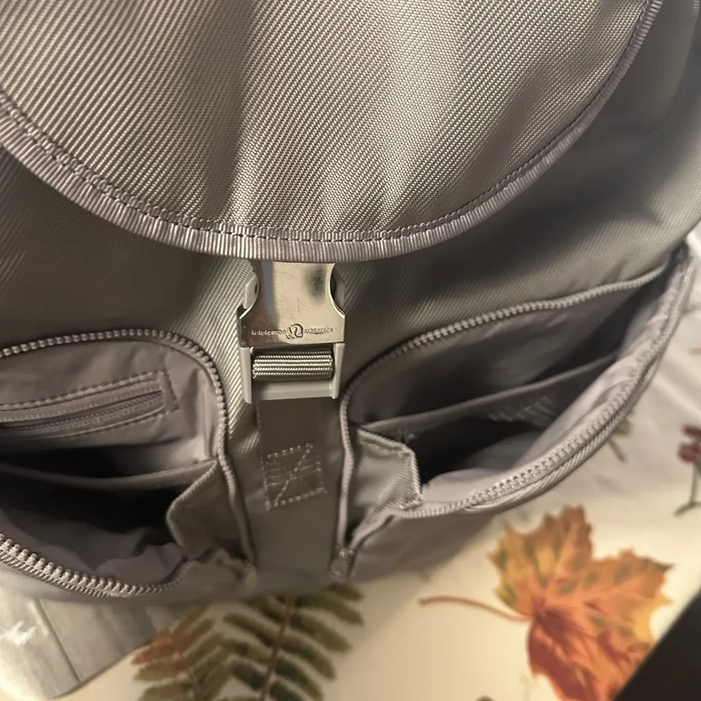 Lululemon Athletica Taupe Backpack - Image 10