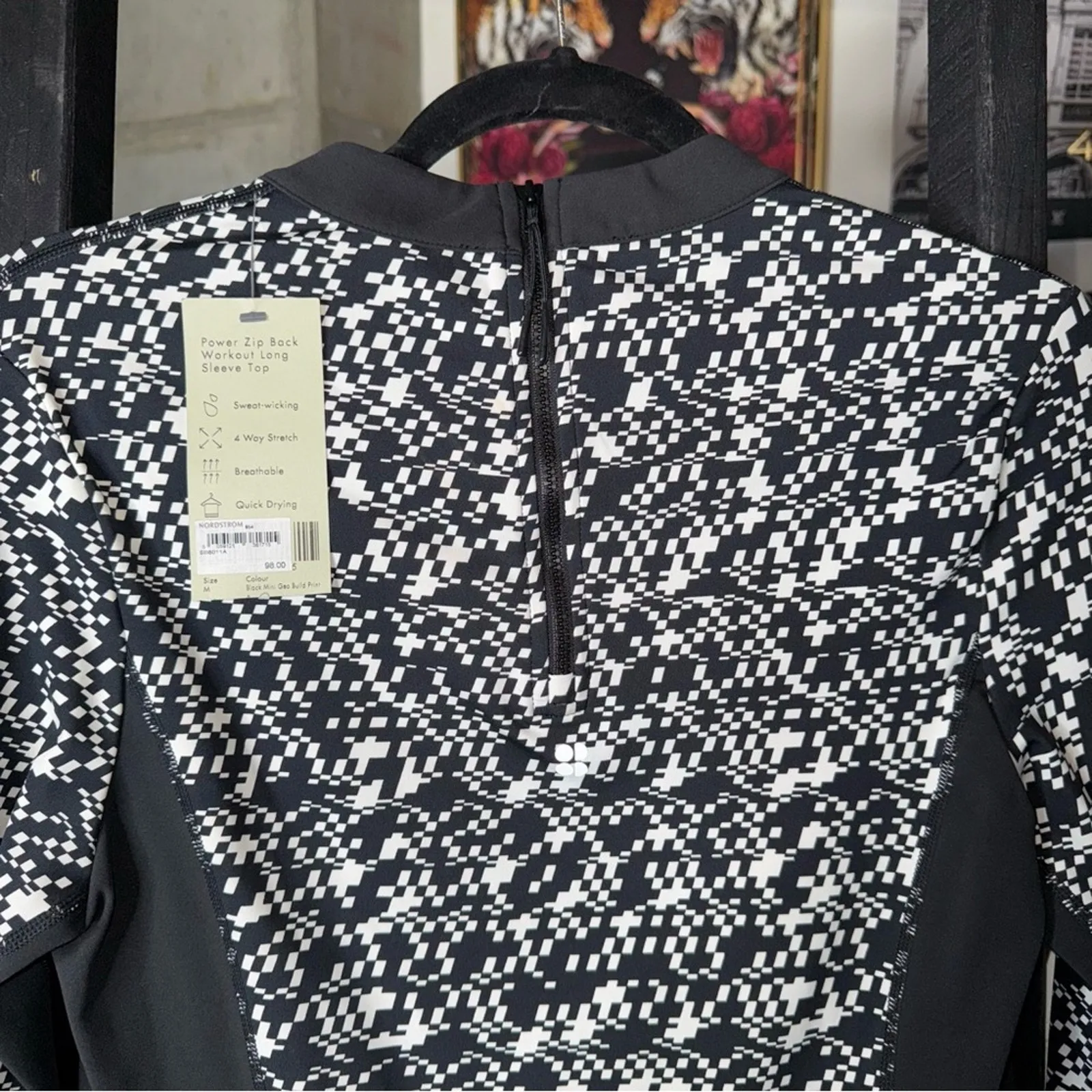 Sweaty Betty Power Zip Back Long Sleeve Crop Top Black Mini Geo Build Print - Image 7