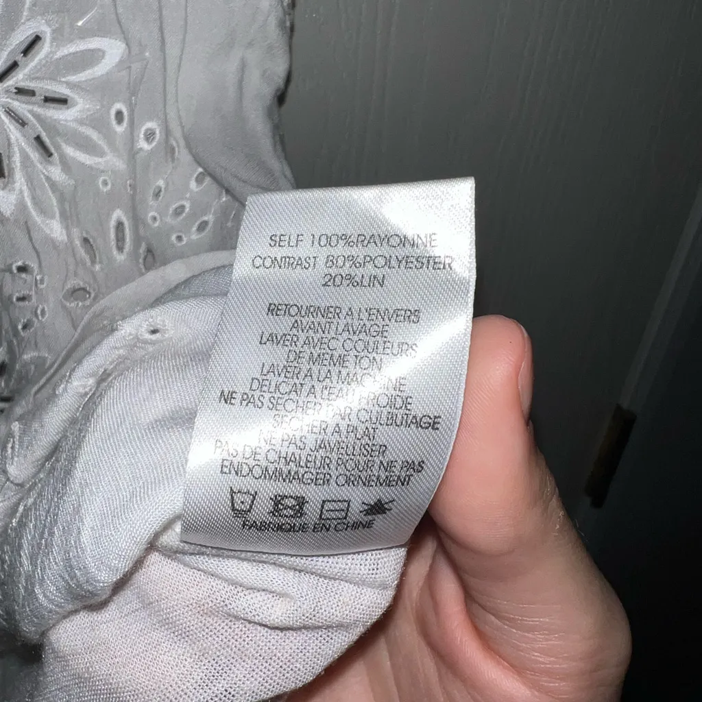 Miss Me White Tee with Beading and Embroidery Details Size Medium - Image 7