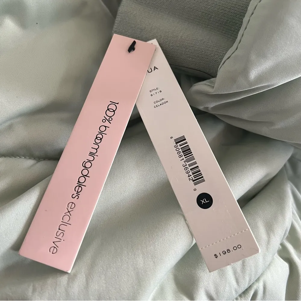 AQUA Hooded Puffer Coat in Sage Green, Size XL New w/Tag Retail $198 (SOLD OUT) - Image 7