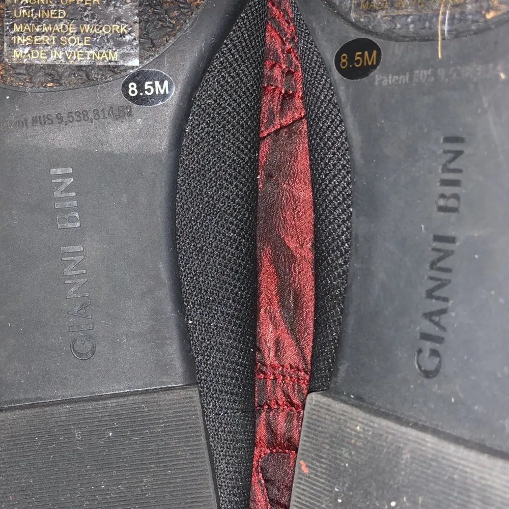 Gianni Bini  Pointed Toe Black Ballet Flat. SZ 8.5 - Image 5