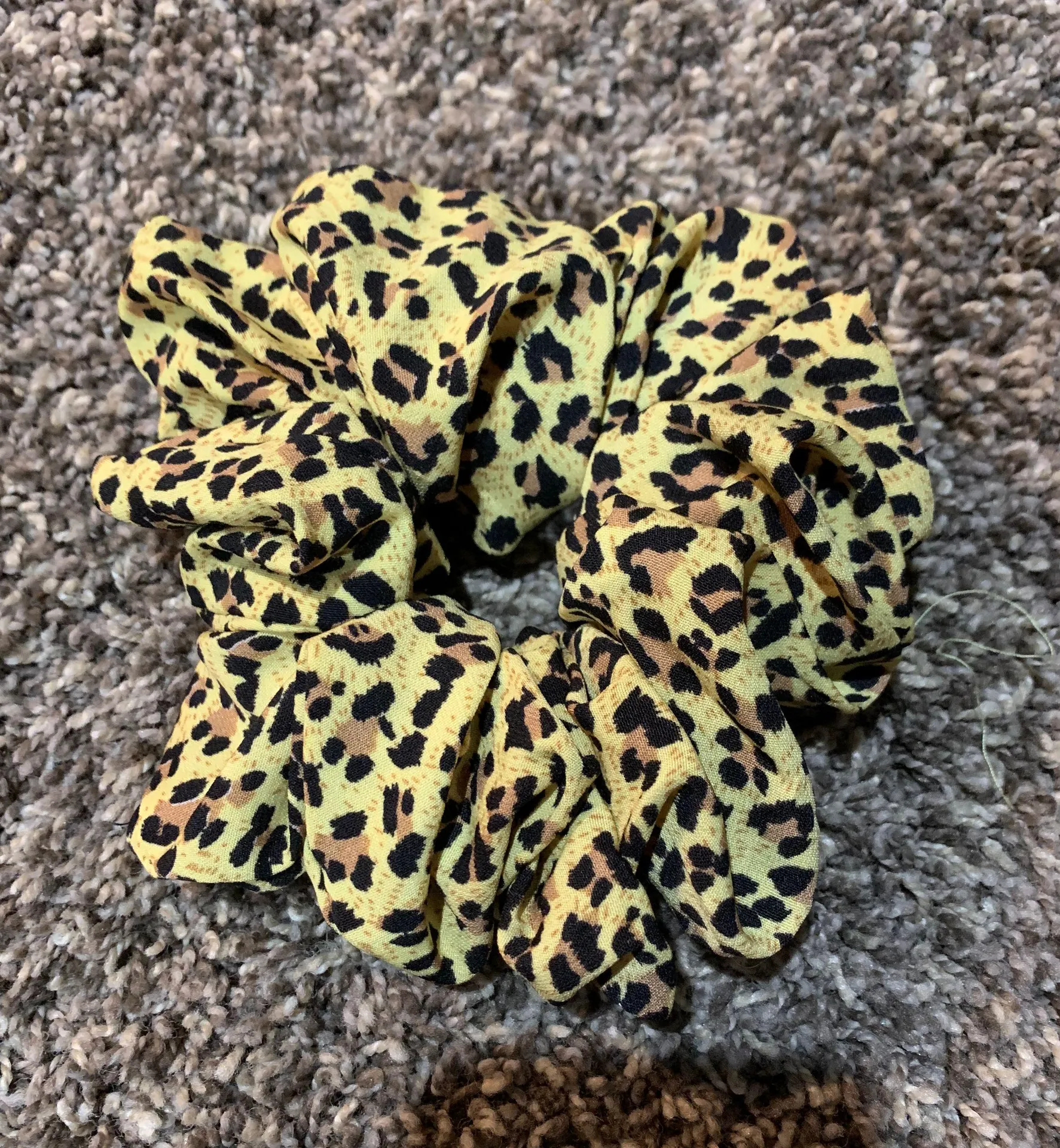 Yellow cheetah oversized hair scrunchie - Image 2