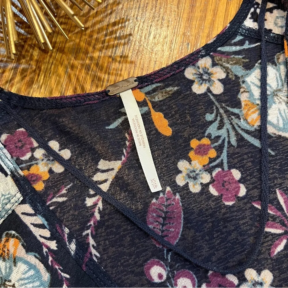 FREE PEOPLE Isabelle Floral Tunic Top Blue Size XS (oversized) - Image 8