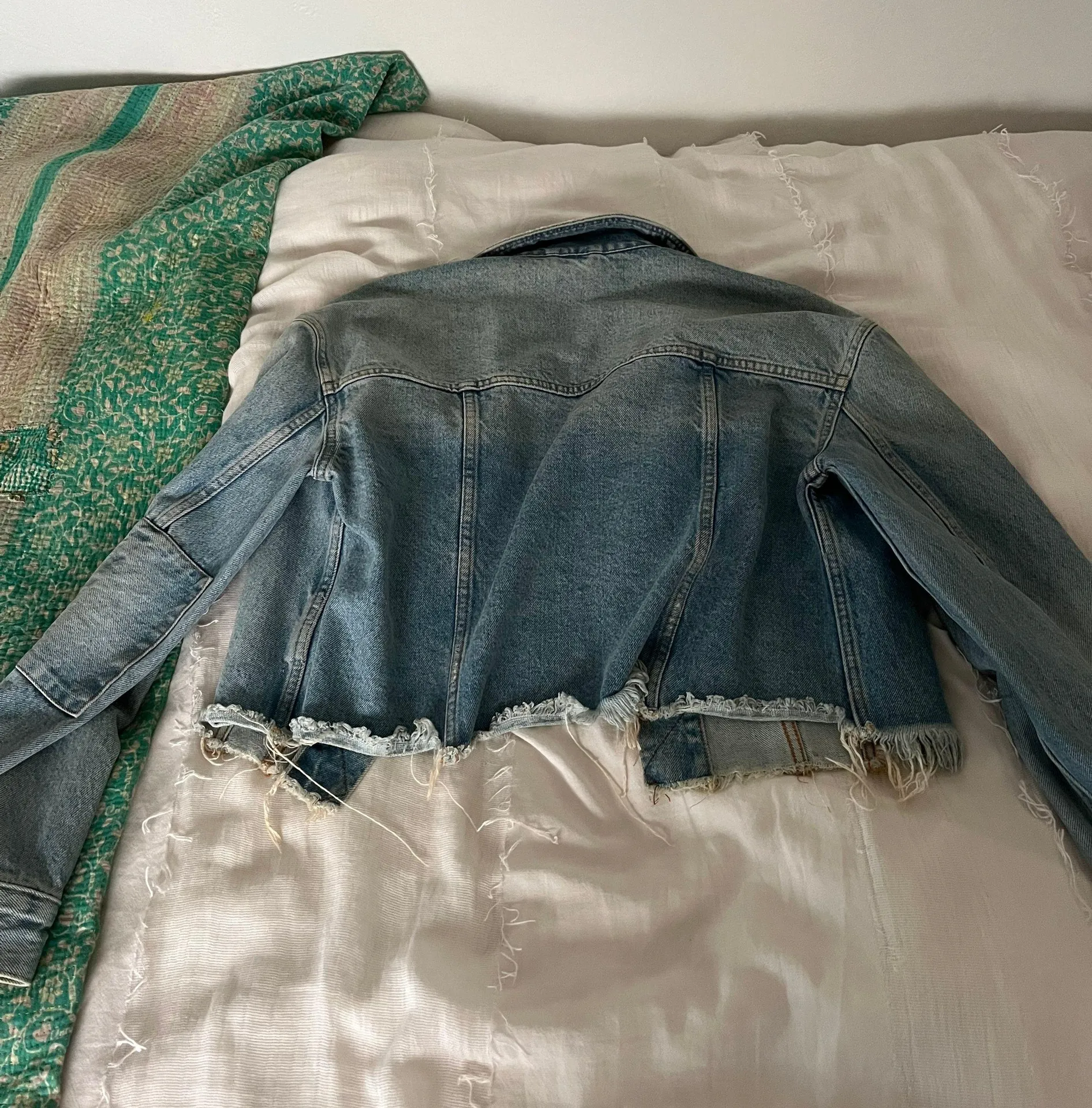 Cropped Denim Jacket - Image 3