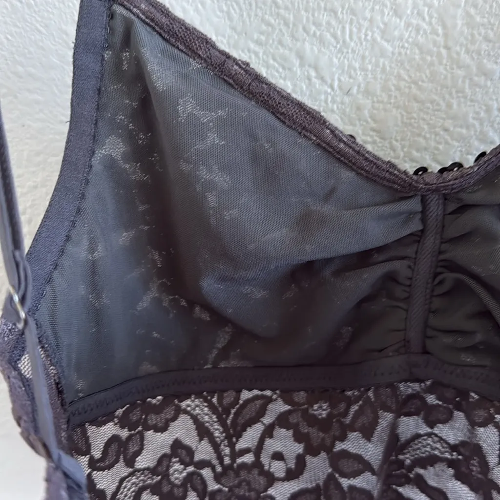 Victoria's Secret Lace Sequin Cropped Tank Top Medium - Image 6