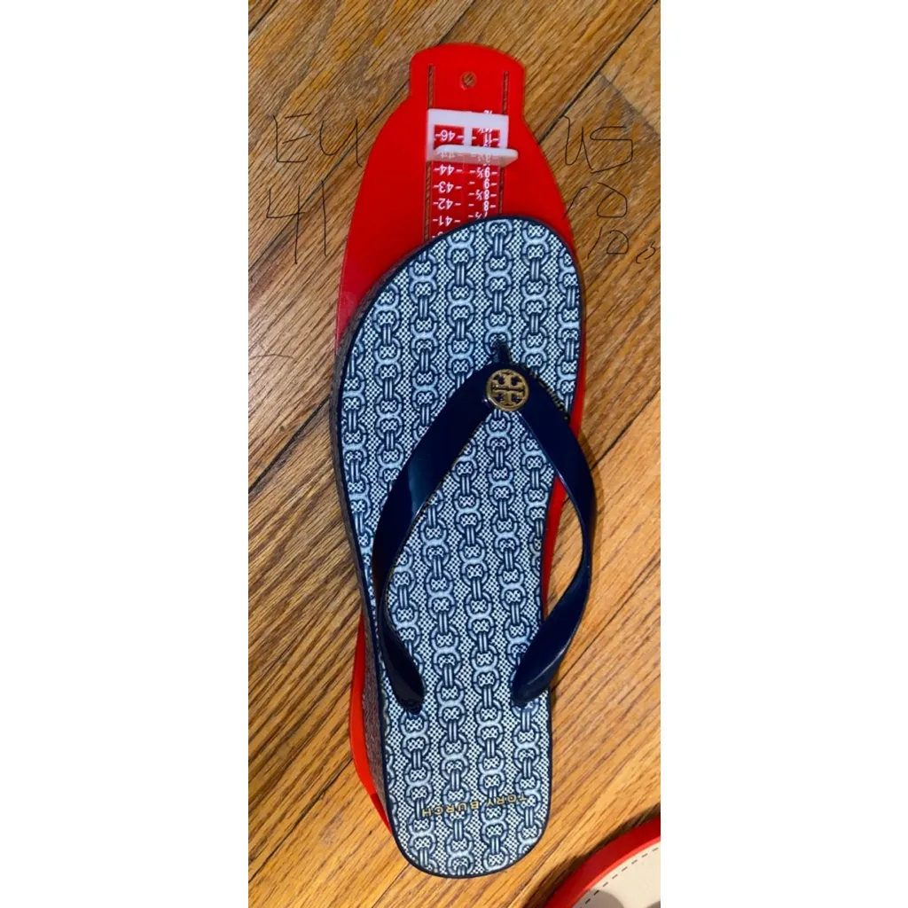Tory Burch Thin Flip Flops Sandals Geo Size 10/11 - Image 2