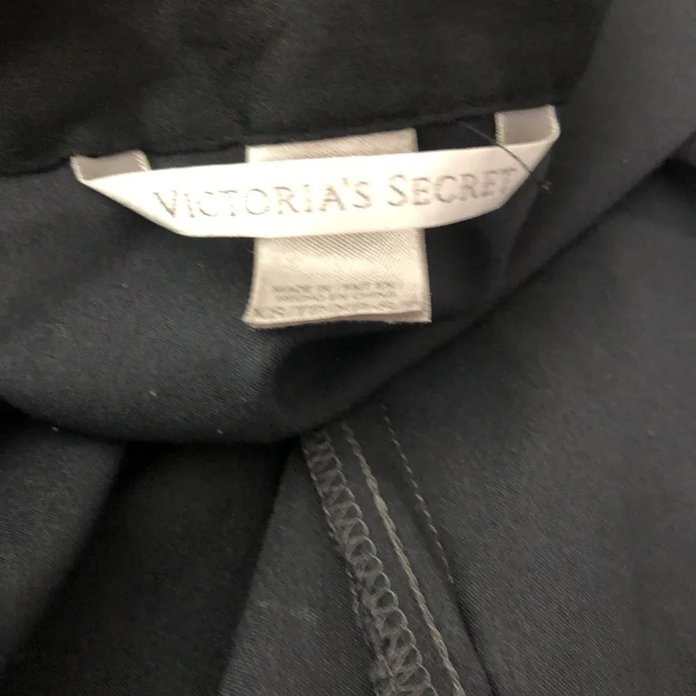 Victoria’s Secret Satin Silky Lace Trim Robe - Image 4