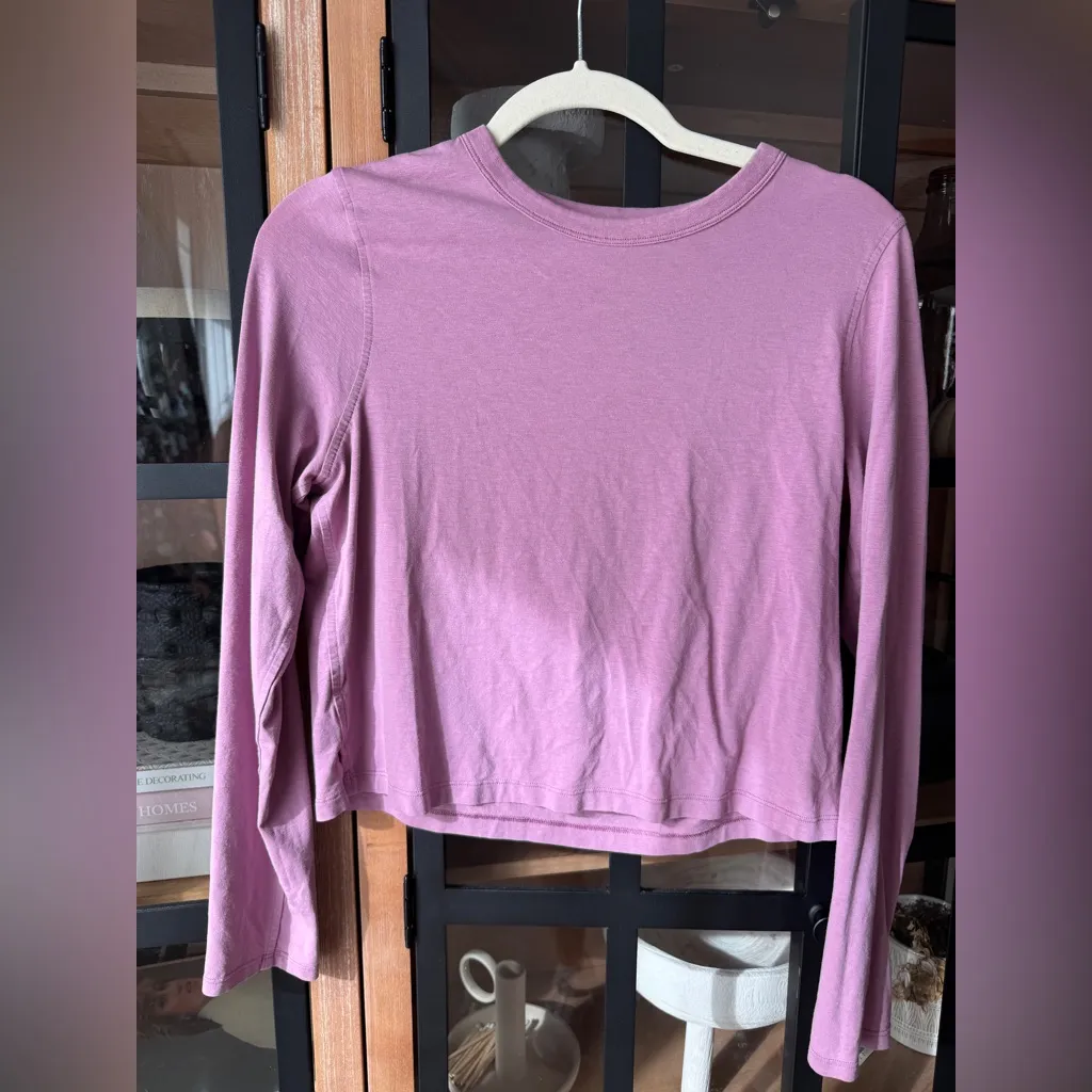 Lululemon cropped long sleeve tee Classic-Fit Cotton crew Shirt Velvet Dust - Image 2