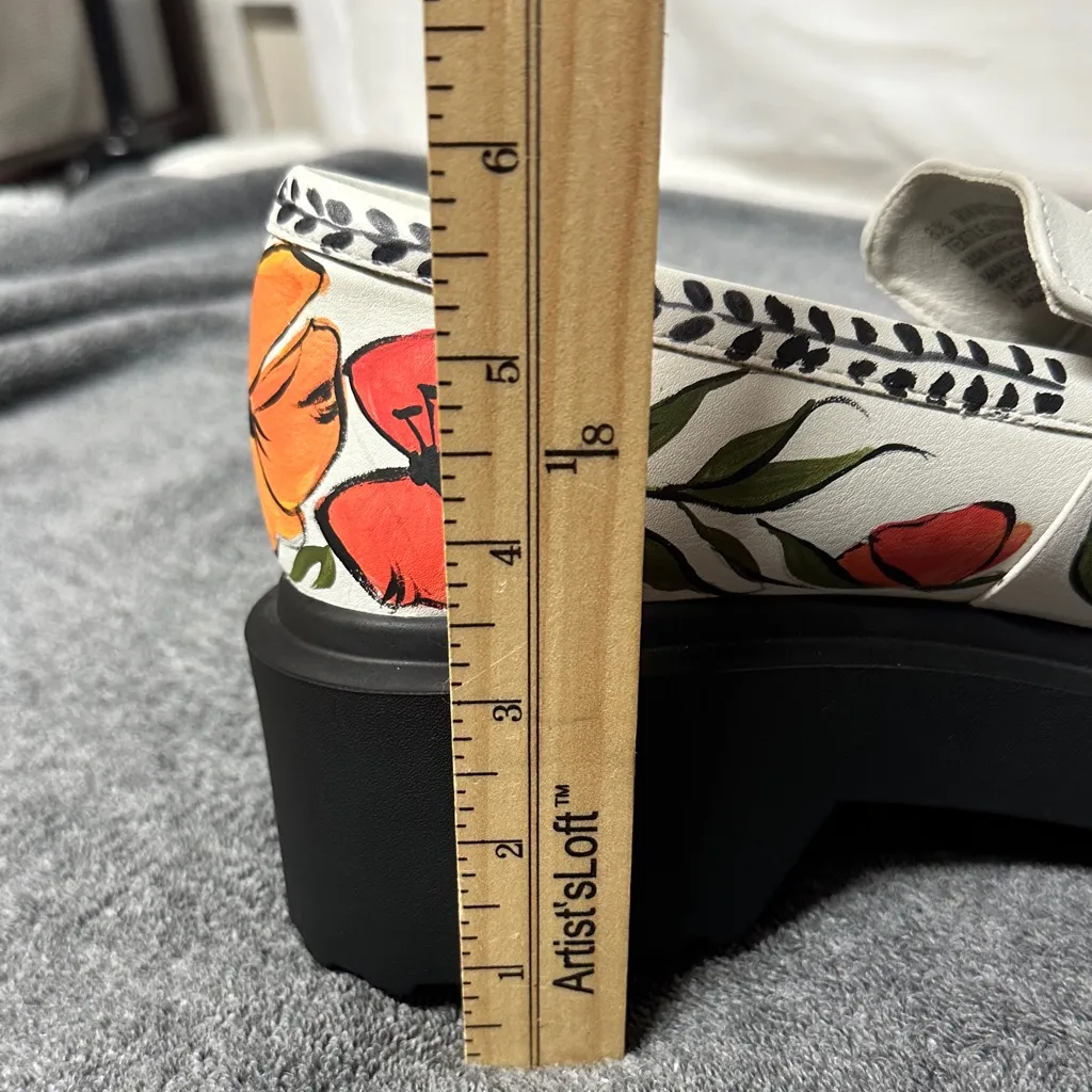 Wild Fable Hand Painted Floral Loafers with Red and Orange Blooms NWOT - Image 9