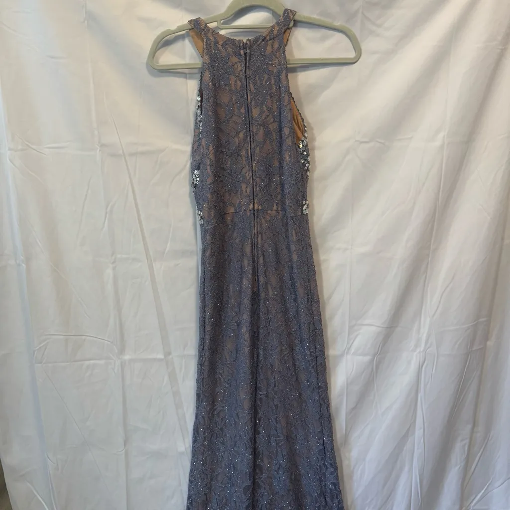 City Triangles Juniors Size 7 Slate Grey Lace, glitter and jeweled Prom Dress - Image 6